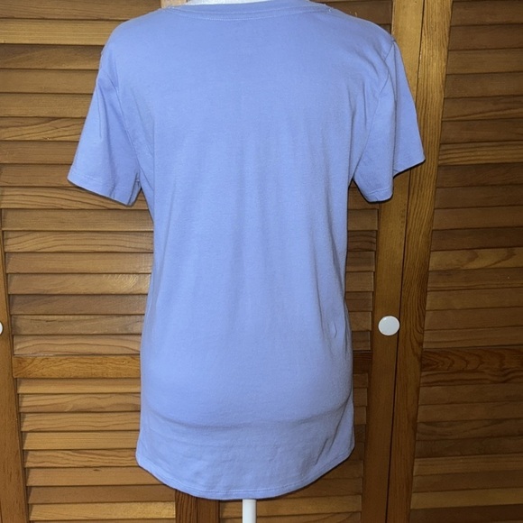 PINK T-Shirt with Silver Logo Size Medium - Picture 4 of 7